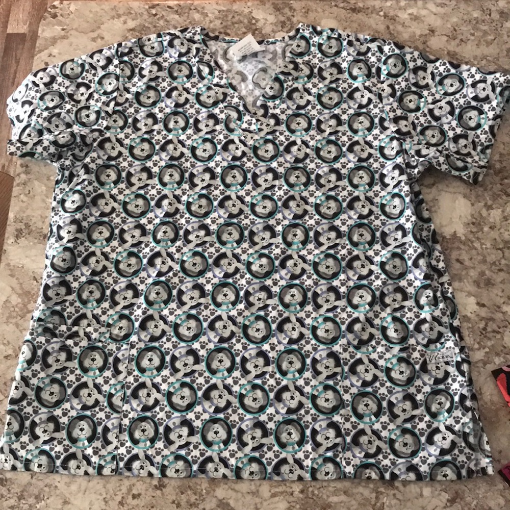 Scrub Top